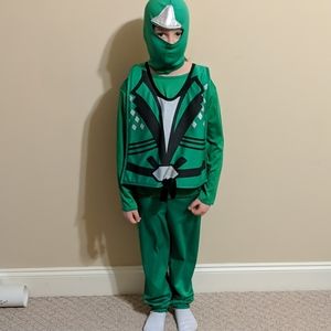 Unisex Halloween costume size 6 to 8